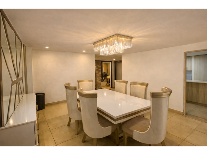 Casa de 4 alcobas en venta en Prados Del Norte, Cali, 290 m² · foto 5 de 24