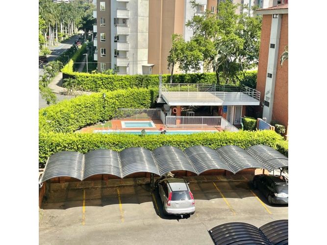 Apartamento de 3 alcobas en venta en La Flora, Cali, 86 m² · foto 7 de 19