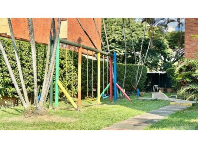 Apartamento de 3 alcobas en venta en La Flora, Cali, 86 m² · foto 18 de 19