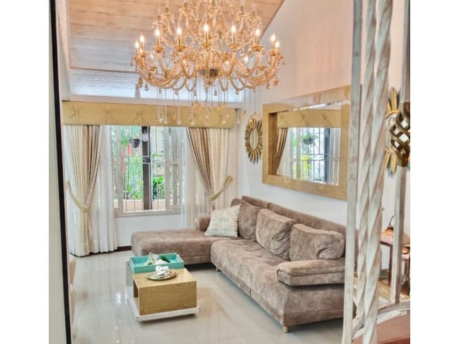 Casa de 5 alcobas en venta en El Limonar, Cali, 300 m² · foto 4 de 24