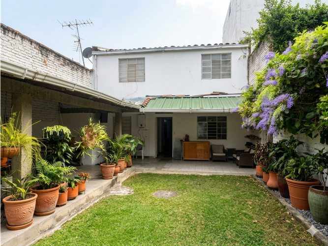 Casa de 5 alcobas en venta en San Fernando Viejo, Cali, 240 m² · foto 5 de 11