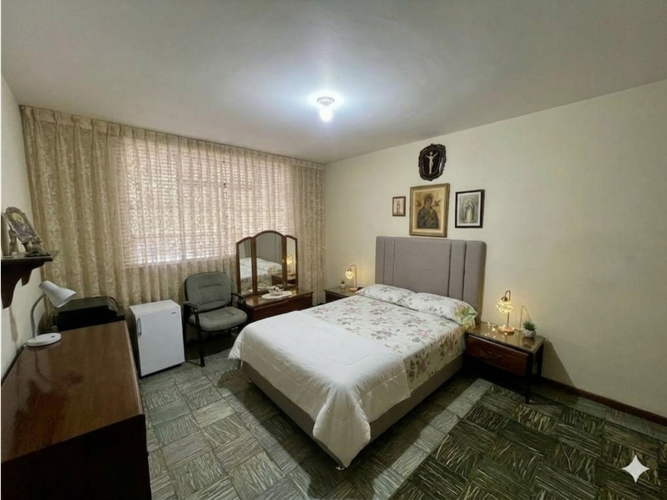 Casa de 5 alcobas en venta en San Fernando Viejo, Cali, 240 m² · foto 10 de 11