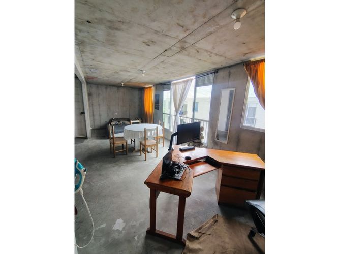 Apartamento de 1 alcoba en venta en Guabinas, Yumbo, 50 m² · foto 4 de 11