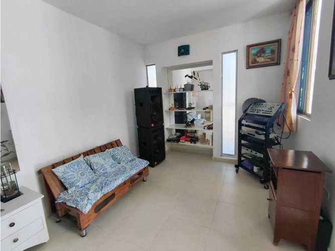 Casa de 3 alcobas en venta en Ub. Parques De Castilla, Jamundí, 73 m² · foto 2 de 16