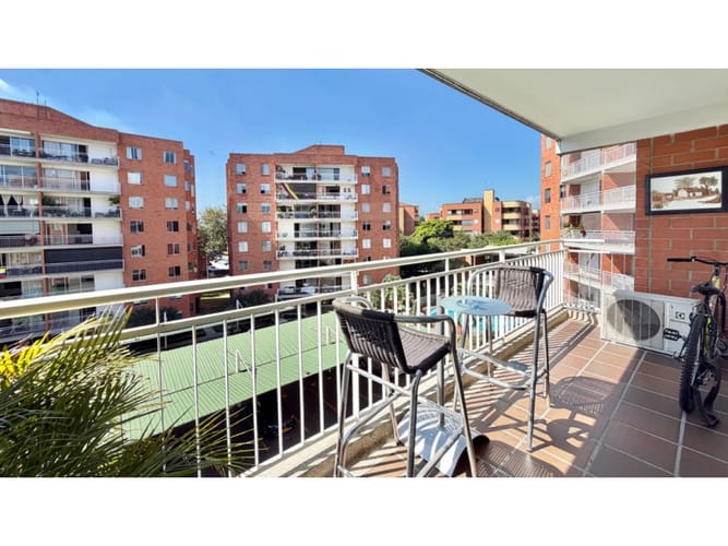 Apartamento de 3 alcobas en venta en Valle Del Lili, Cali, 105 m² · foto 3 de 24