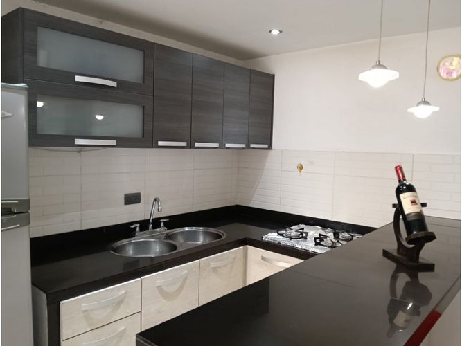 Casa de 3 alcobas en venta en Poblado De Confaunion, Palmira, 58 m² · foto 3 de 15