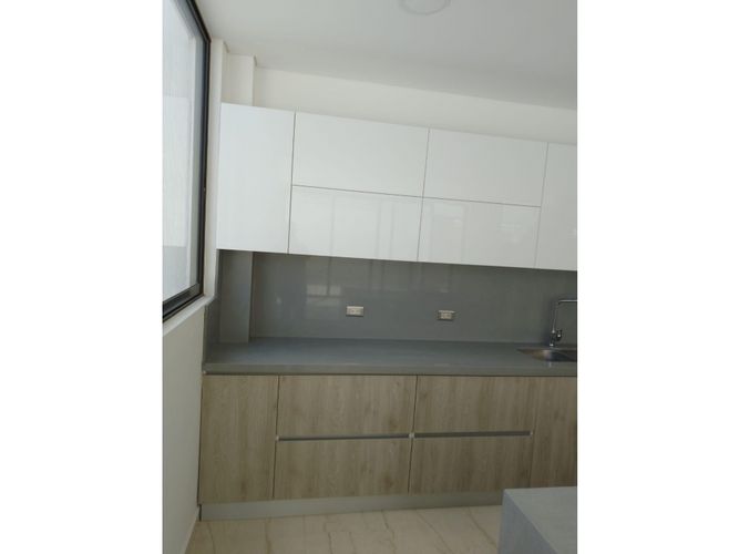Casa de 4 alcobas en venta en Las Mercedes, Jamundí, 300 m² · foto 5 de 24