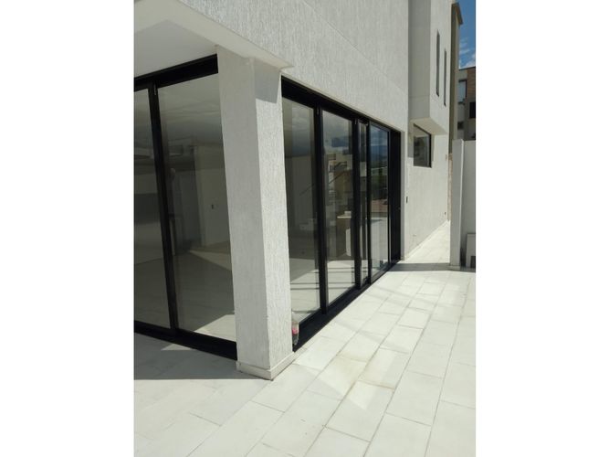 Casa de 4 alcobas en venta en Las Mercedes, Jamundí, 300 m² · foto 10 de 24
