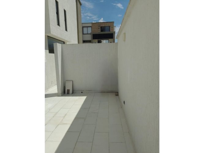 Casa de 4 alcobas en venta en Las Mercedes, Jamundí, 300 m² · foto 15 de 24