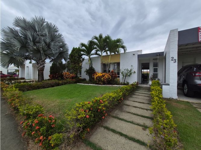 Casa de 3 alcobas en venta en El Castillo, Jamundí, 122 m² · foto 21 de 22