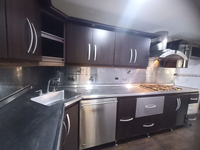 Apartamento de 4 alcobas en arriendo en Lorena, Medellín, 120 m² · foto 12 de 14