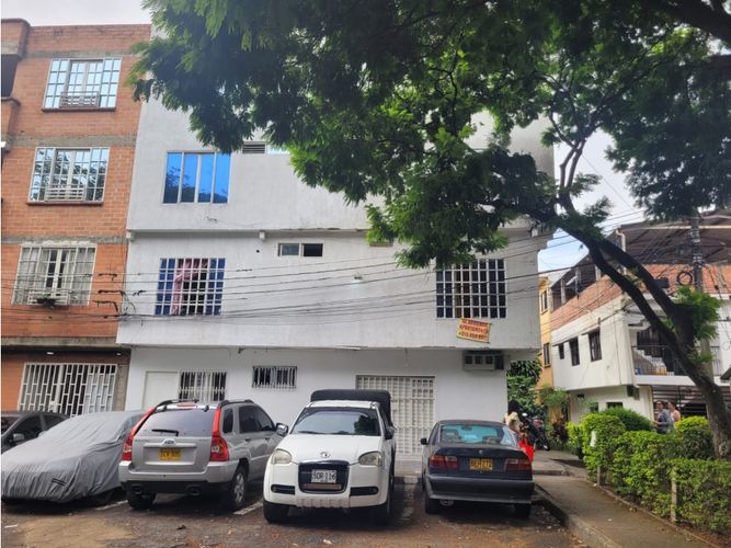 Edificio en venta en Caney, Cali, 650 m² · foto 2 de 10