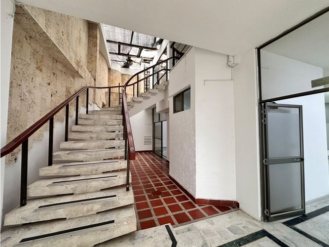 Local en arriendo en Santa Monica, Cali, 320 m² · foto 7 de 24