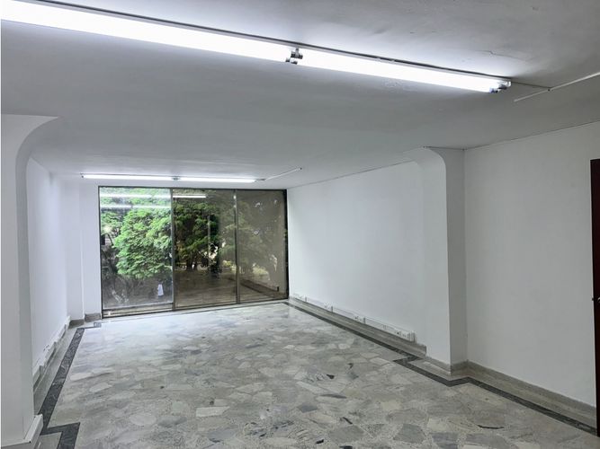 Local en arriendo en Santa Monica, Cali, 320 m² · foto 19 de 24