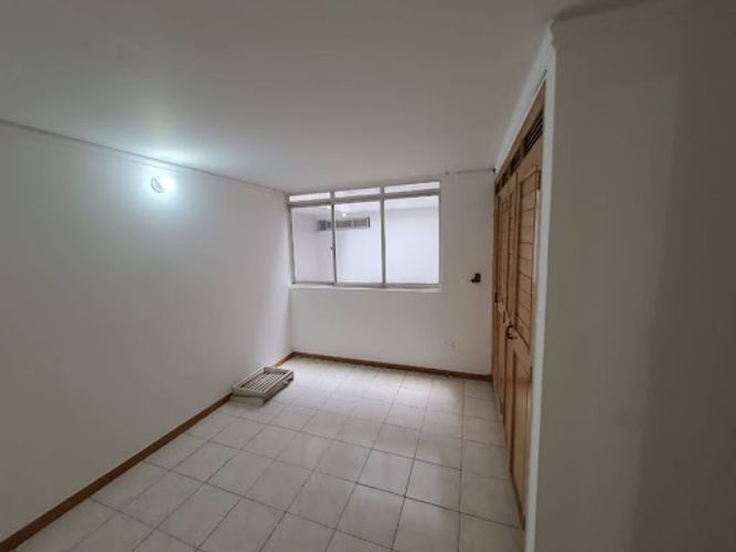 Oficina en arriendo en Estadio, Medellín, 107 m² · foto 6 de 18