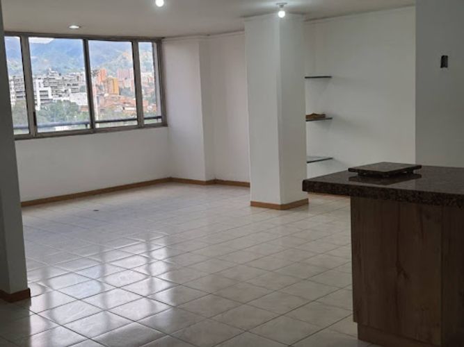 Oficina en arriendo en Estadio, Medellín, 107 m² · foto 8 de 18