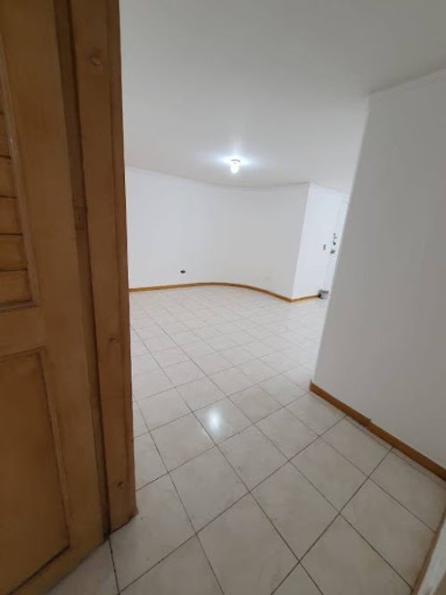 Oficina en arriendo en Estadio, Medellín, 107 m² · foto 10 de 18
