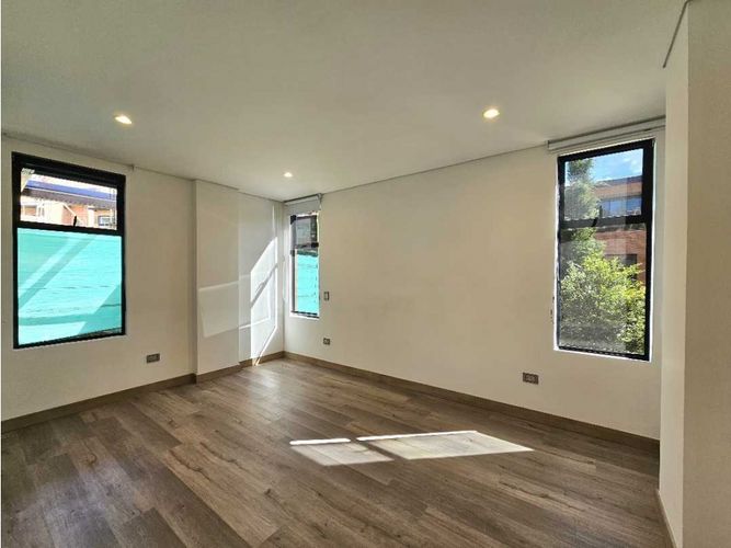 Casa de 4 alcobas en venta en El Retiro, 260 m² · foto 16 de 24