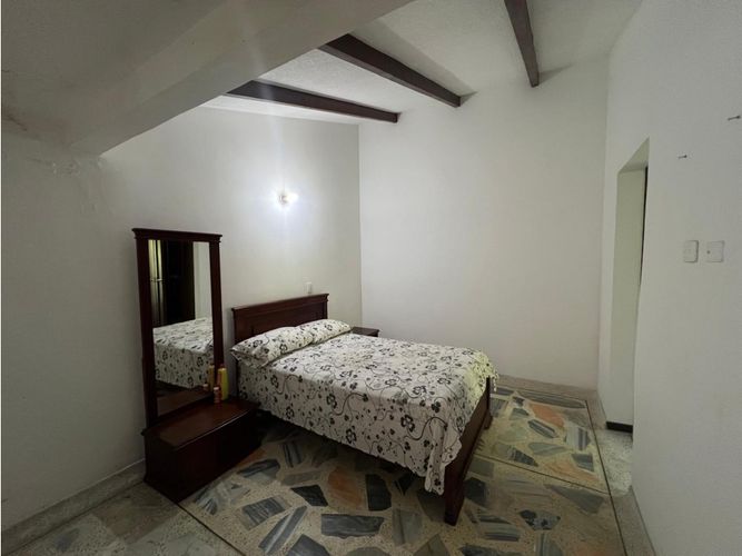 Casa de 4 alcobas en venta en Las Mercedes, Jamundí, 406 m² · foto 8 de 15