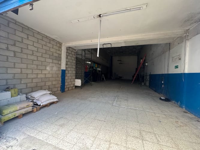 Bodega en arriendo en Centro, Barranquilla, 180 m² · foto 2 de 9