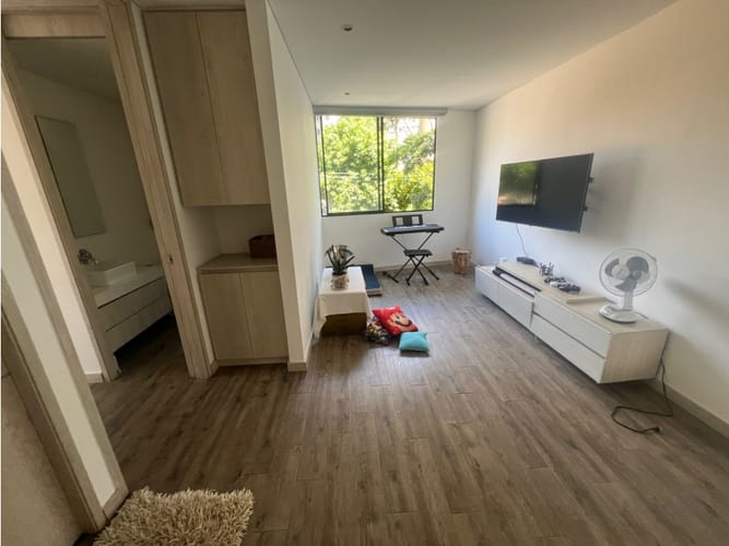 Apartamento de 3 alcobas en venta en Loma Benedictinos, Medellín, 180 m² · foto 10 de 19