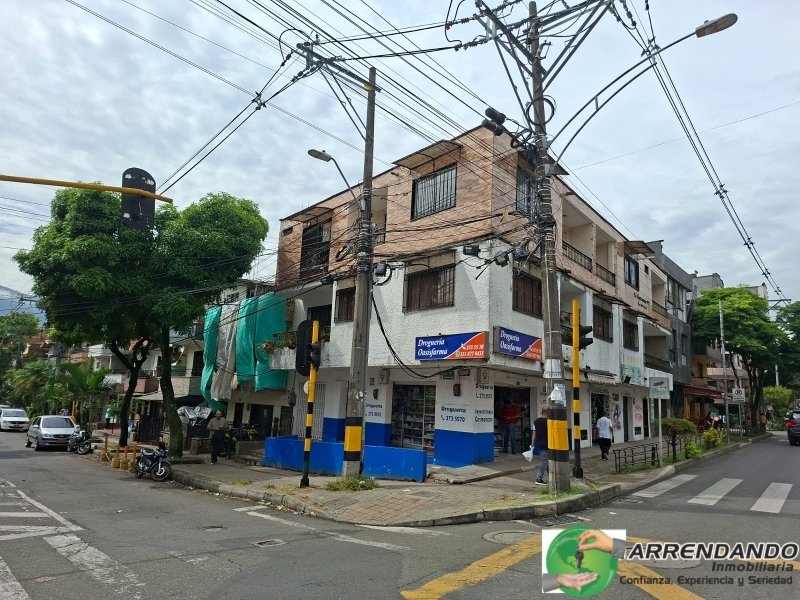 Apartamento en venta en Zona Industrial No. 1, Itagüí · foto 2 de 11