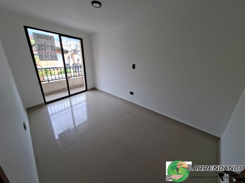 Apartamento en venta en Zona Industrial No. 1, Itagüí · foto 5 de 11