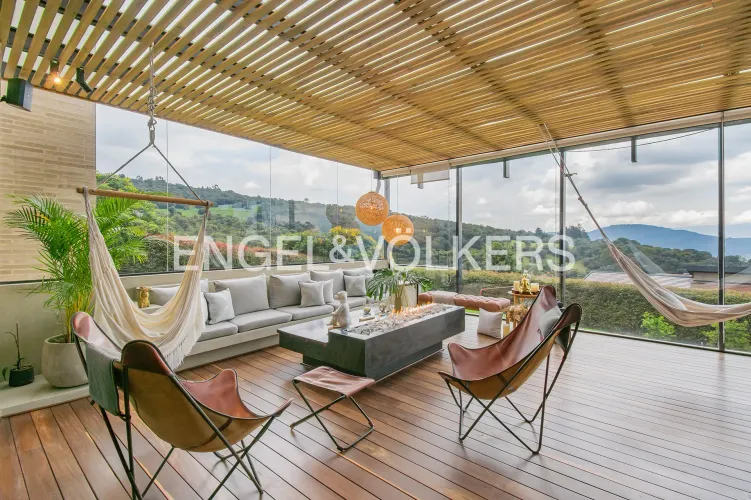 Casa de 5 alcobas en arriendo en Yerbabuena, Sopó, 700 m² · foto 16 de 20