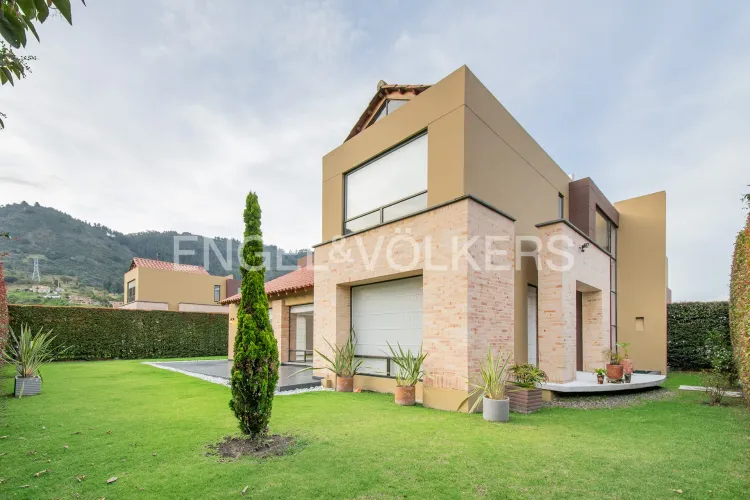 Casa de 4 alcobas en venta en Fonquetá, Chía, 410 m² · foto 18 de 20