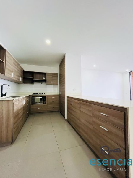 Apartamento en Arriendo en Loma del Escobero, Envigado