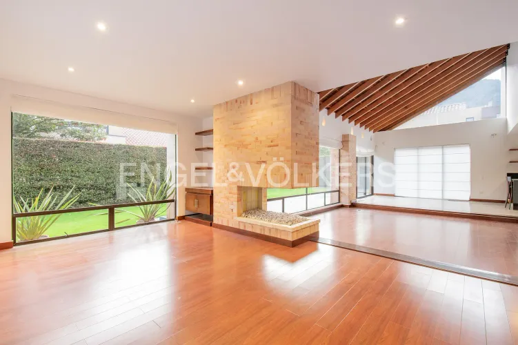 Casa de 4 alcobas en venta en Fonquetá, Chía, 410 m² · foto 4 de 20