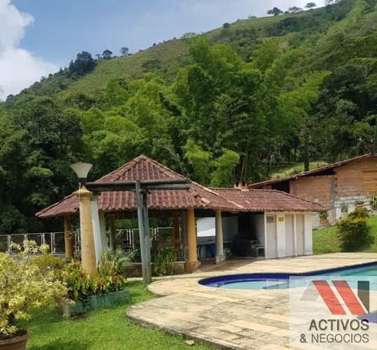 Finca en venta en Centro, Armenia · foto 5 de 8