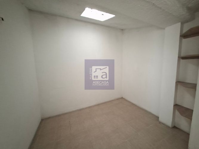 Apartamento de 4 alcobas en arriendo en El Poblado, Girón, 70 m² · foto 5 de 13