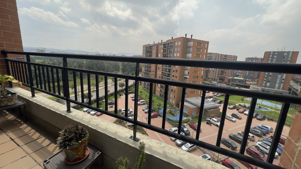 Apartamento en venta en Gran Granada, Bogotá · foto 6 de 24
