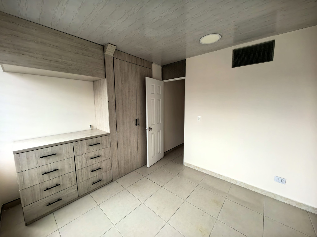 Apartamento en venta en Tisquesusa, Bogotá · foto 5 de 10