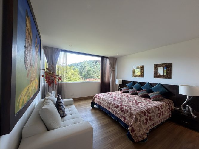 Casa de 3 alcobas en venta en Loma Del Indio, Medellín, 315 m² · foto 8 de 14
