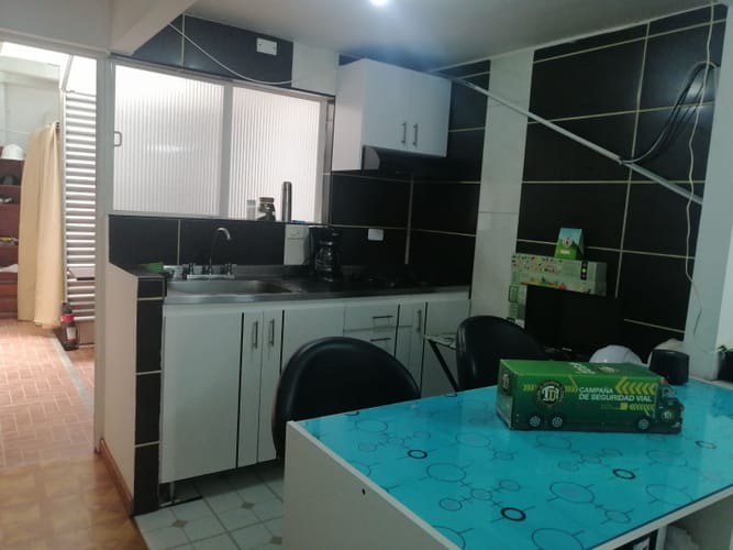 Casa de 5 alcobas en venta en Bellavista Occidental, Bogotá, 136 m² · foto 12 de 16