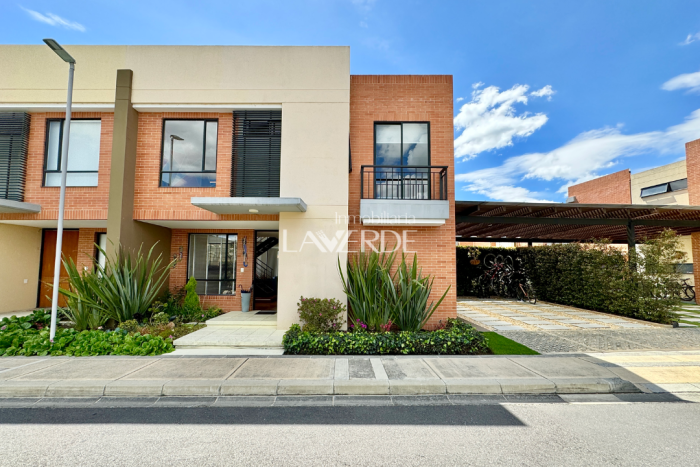 Casa en venta en Calahorra, Cajicá · foto 3 de 24