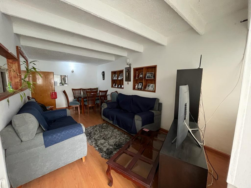 Casa en venta en Bosque Popular, Bogotá · foto 2 de 12