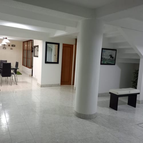 Casa de 5 alcobas en venta en Tisquesusa, Bogotá, 208 m² · foto 4 de 24