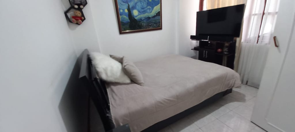Casa de 5 alcobas en venta en Tisquesusa, Bogotá, 208 m² · foto 16 de 24