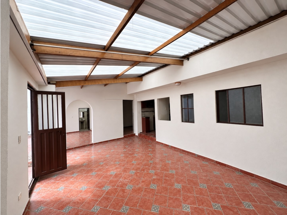 Casa en venta en Quiroga, Bogotá · foto 2 de 21
