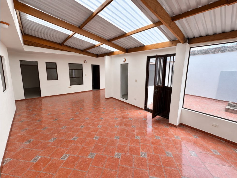 Casa en venta en Quiroga, Bogotá · foto 3 de 21