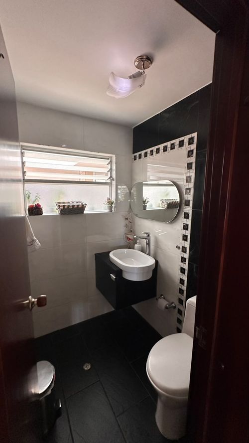 Casa de 6 alcobas en venta en Echavarria, Madrid, 319 m² · foto 16 de 24