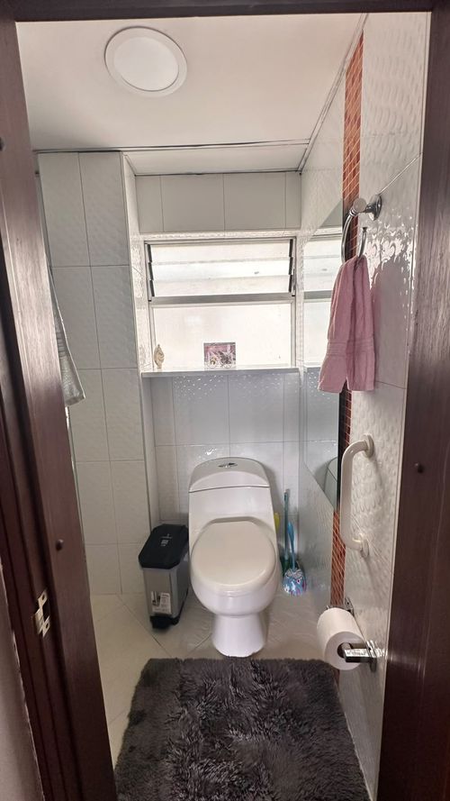 Casa de 6 alcobas en venta en Echavarria, Madrid, 319 m² · foto 23 de 24