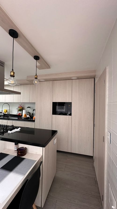 Casa de 6 alcobas en venta en Echavarria, Madrid, 319 m² · foto 9 de 24