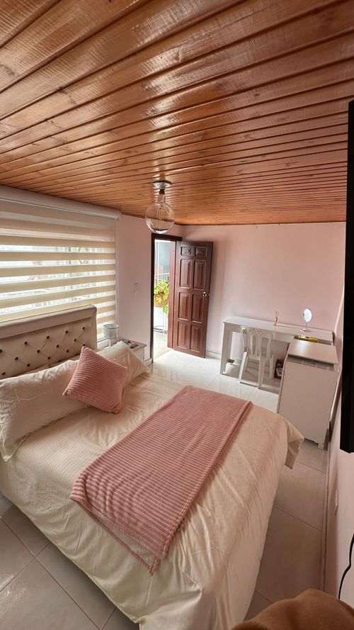 Casa de 6 alcobas en venta en Echavarria, Madrid, 319 m² · foto 21 de 24
