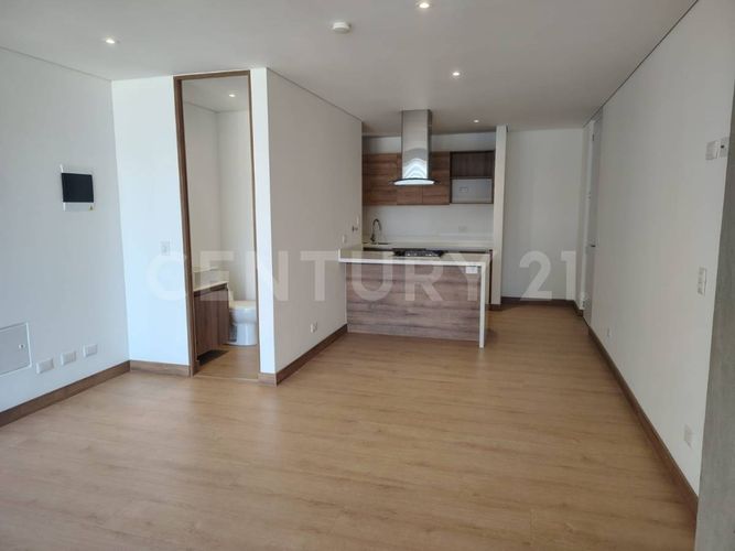 Apartamento de 1 alcoba en arriendo en Simesa, Medellín, 62 m² · foto 6 de 20