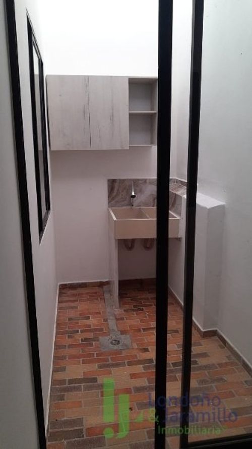 Edificio en venta en San Pio X, Itagüí, 240 m² · foto 12 de 20