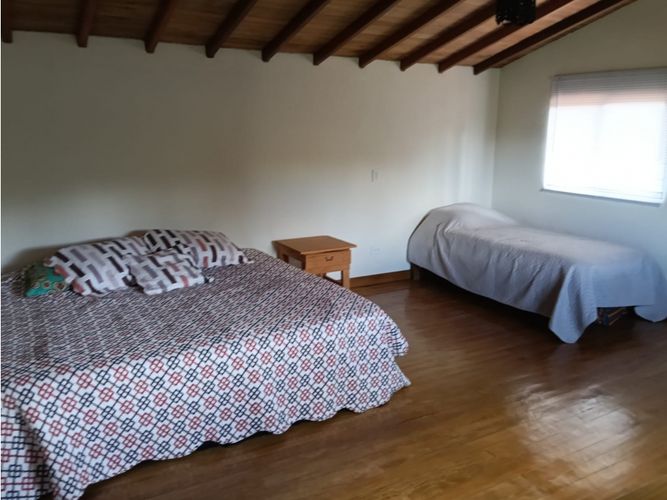 Casa de 3 alcobas en venta en Santa Elena, Medellín, 280 m² · foto 11 de 22